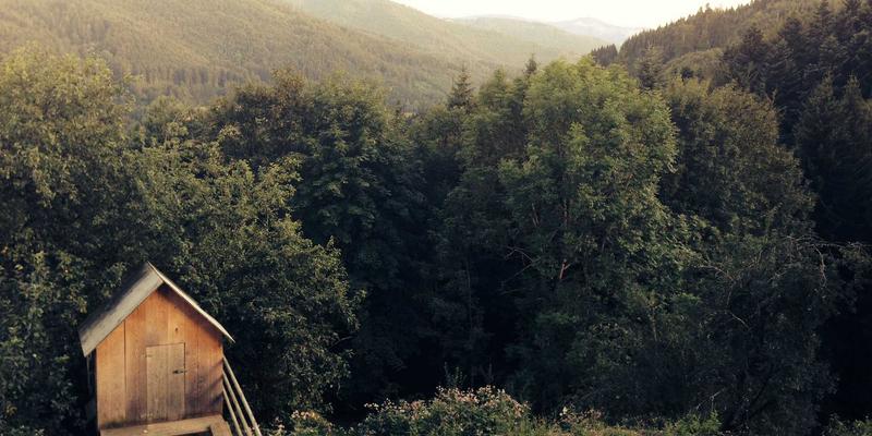 正宗马哈穆特烤肉炉具与炭火控制技术详解：解锁烤羊肉串的终极美味密码