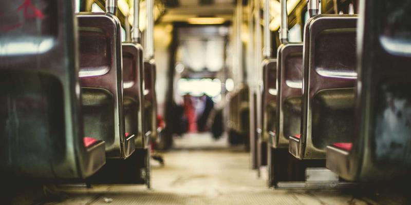 马哈穆特烤肉83：烟火气中的西域风味，不可错过的烧烤美食之旅