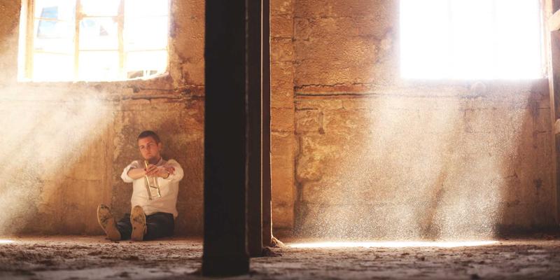 马哈穆特烤肉与新疆馕的完美搭配：不可错过的烧烤美食组合