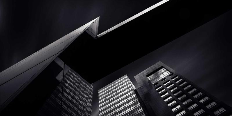 马哈穆特烤肉：从西域风味到都市餐桌的美食风潮